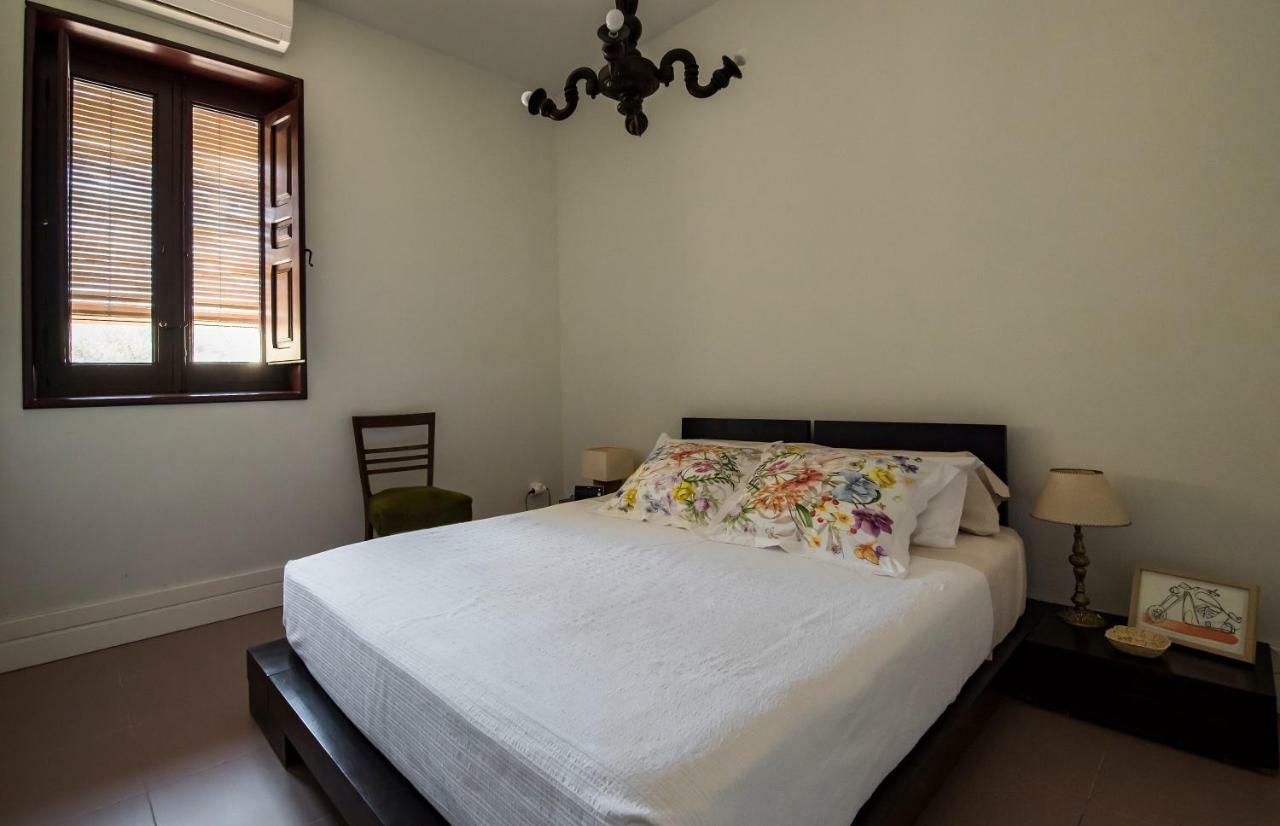 Casa Rural En Cigarral De Villamarta Toledo Con Piscina Y Wifi エクステリア 写真